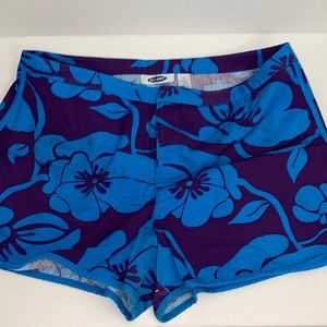 Old navy swim shorts. Size 18.